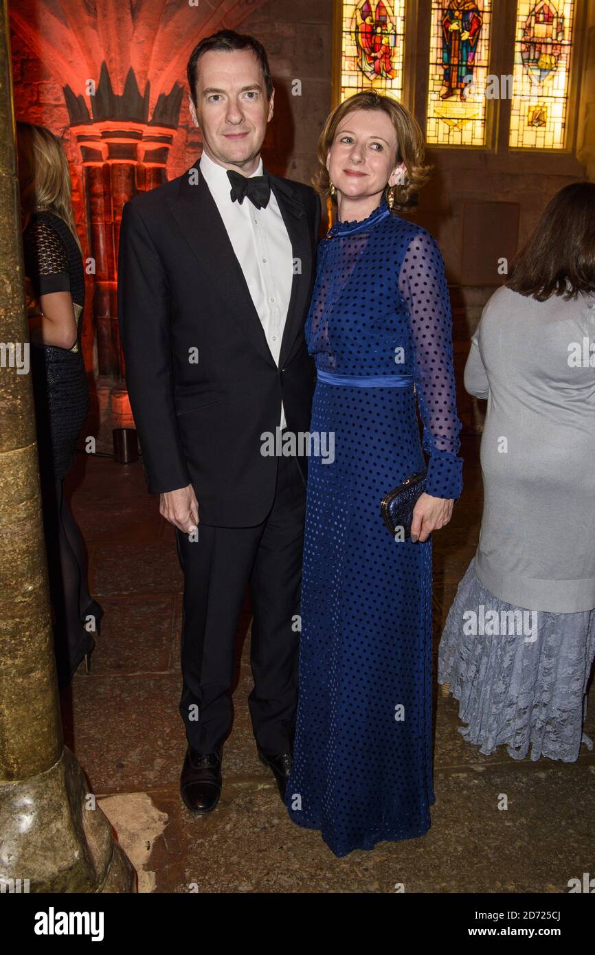 George e Frances Osborne partecipano al Save the Children's Winter Gala, un evento festoso di raccolta fondi che si tiene presso la Guildhall di Londra. Data immagine: Martedì 22 novembre 2016. Il credito fotografico dovrebbe essere: Matt Crossick/ EMPICS Entertainment. Foto Stock