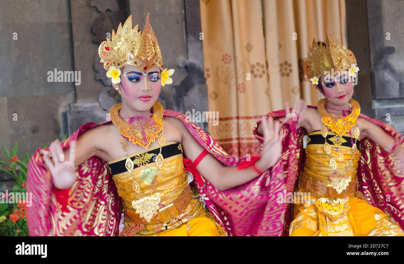 La foto è stata scattata il 4 luglio 2018 bali regione in indonesia era danza culturale eseguita per pubblico aperto Foto Stock