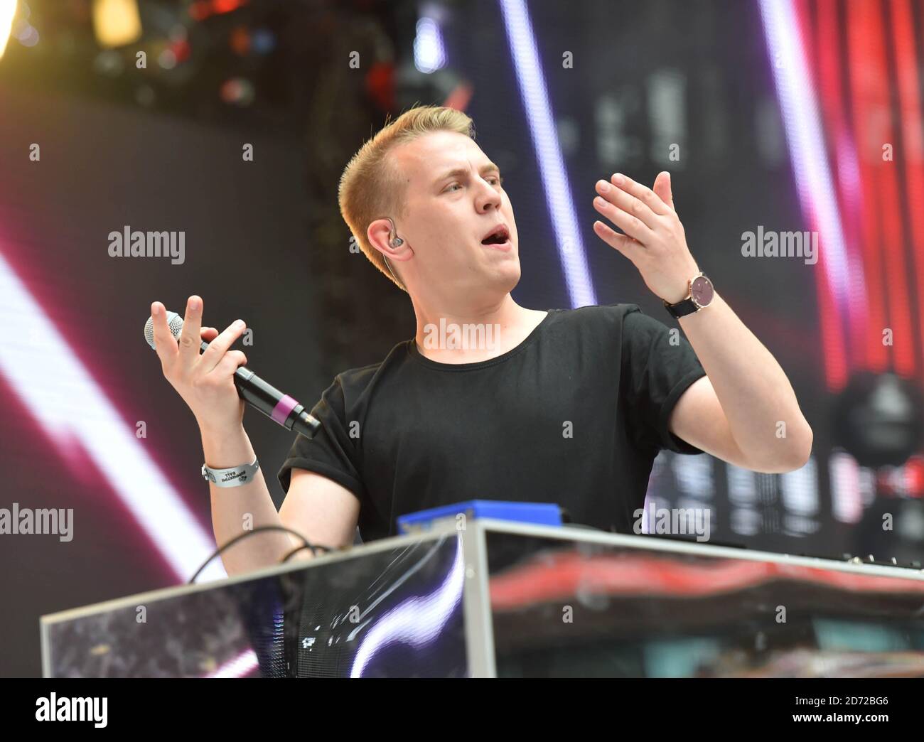 Martin Jensen al Summertime Ball di Capital FM con Vodafone tenuto al Wembley Stadium di Londra. Il credito immagine dovrebbe essere Matt Crossick/ EMPICS Entertainment. Foto Stock