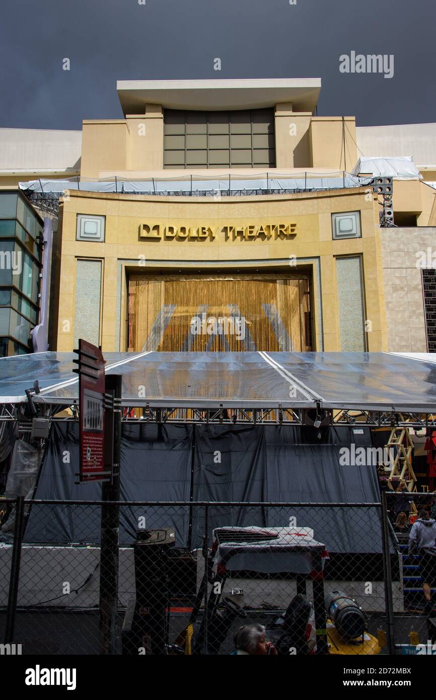 Il tappeto rosso viene preparato in vista dei 90° Academy Awards, fuori dal Dolby Theatre di Hollywood, Los Angeles, USA. Data immagine: Sabato 3 marzo 2018, 2017. Il credito fotografico dovrebbe essere: Matt Crossick/ EMPICS Entertainment. Foto Stock