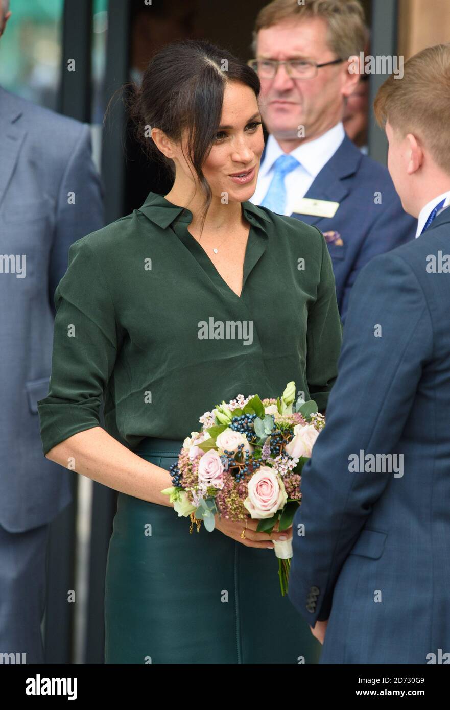 Meghan Markle, la Duchessa del Sussex, lascia l'Università di Chichester, Bognor Regis, West Sussex, come parte della loro prima visita ufficiale congiunta in Sussex. Data immagine: Mercoledì 3 ottobre 2018. Il credito fotografico dovrebbe essere: Matt Crossick/ EMPICS. Foto Stock