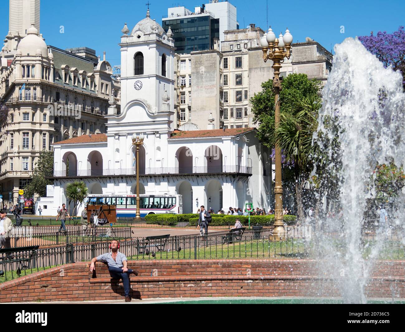 Plaza de Mayo e Museo storico del Cabildo y la rivoluzionaria de Mayo. Buenos Aires, la capitale dell'Argentina. America del Sud, Argentina, Buenos Ai Foto Stock