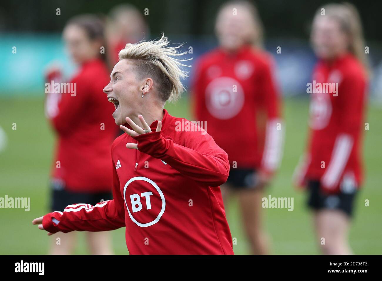 Pontypridd, Regno Unito. 20 Ott 2020. Jess Fishlock del Galles durante l'allenamento. Qualifica UEFA Women's Euro 2022, sessione di allenamento della squadra femminile di calcio del Galles presso l'USW Sports Park di Treforest. Pontypridd, Galles del Sud martedì 20 ottobre 2020. La squadra si prepara per le prossime partite contro le Isole Faroe e la Norvegia. PIC di Andrew Orchard/Alamy Live News Foto Stock