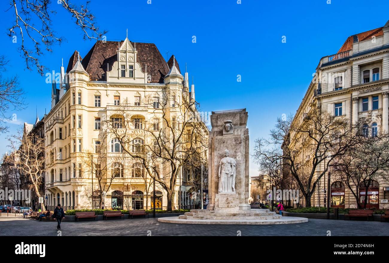 Budapest, Ungheria, marzo 2020, Monumento di pietra calcarea ai Martiri nazionali Foto Stock