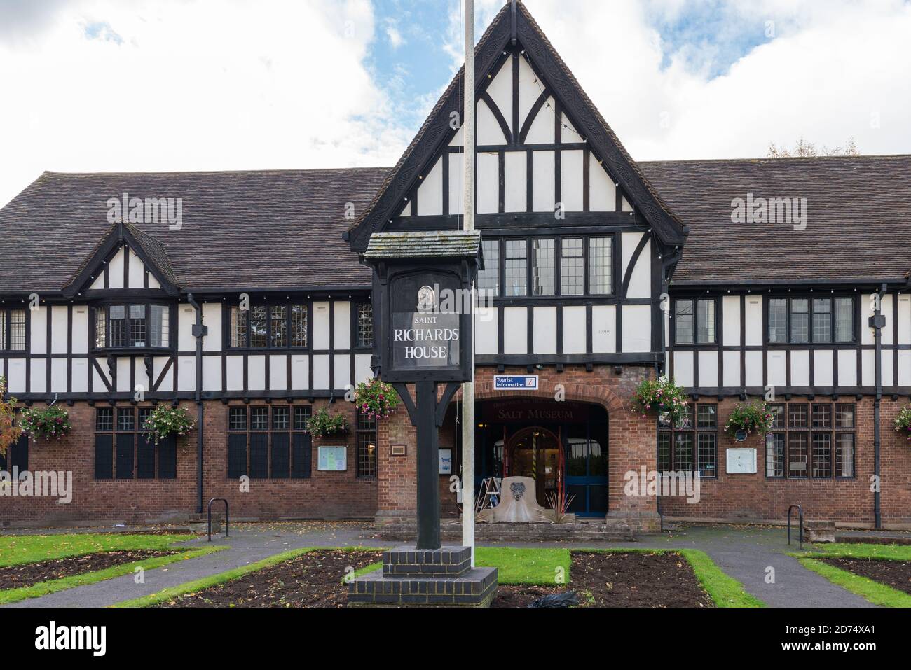 Centro informazioni turistiche presso Richards House nel centro di Droitwich Spa, Worcestershire, Regno Unito Foto Stock