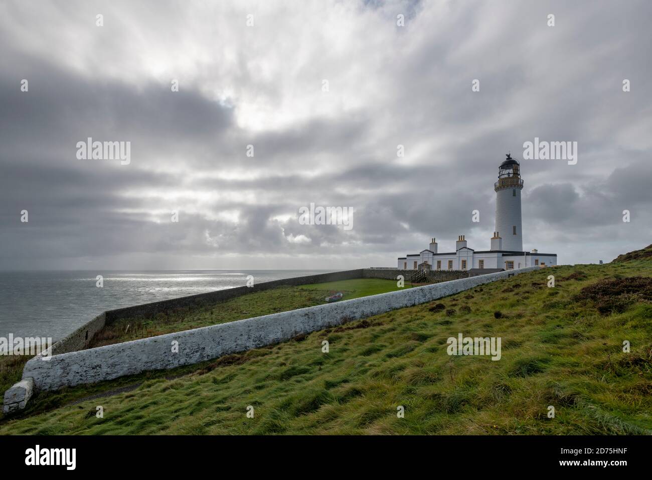 Faro al Mull di Galloway, il punto più meridionale della Scozia Foto Stock