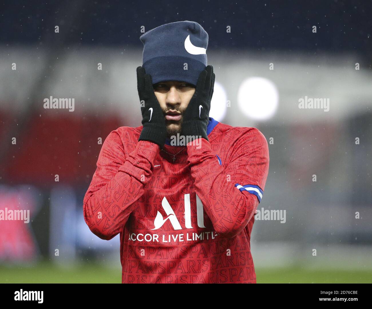 Eymar Jr del PSG durante il riscaldamento prima della UEFA Champions League, Group Stage, Gruppo H partita di calcio tra Paris Saint-Germain (PSG) e Manche Foto Stock