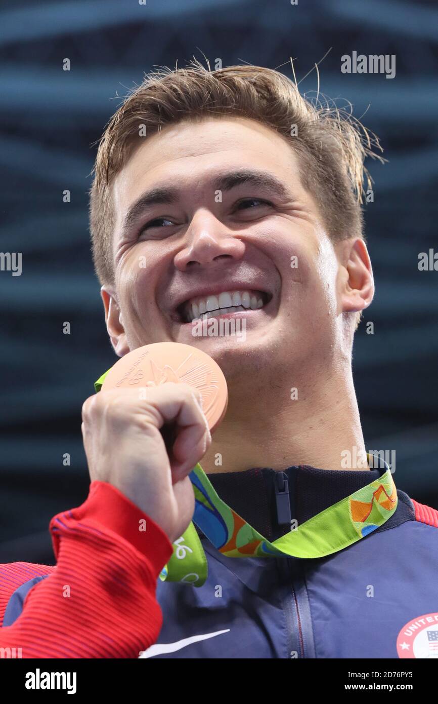 Rio de Janeiro, Brasile. 12 agosto 2016. Nathan Adrian (USA) Nuoto : cerimonia di Medaglia Freestyle da 50 m per uomini allo Stadio Olimpico d'Aquatica durante i Giochi Olimpici di Rio 2016 a Rio de Janeiro, Brasile . Credit: Yohei Osada/AFLO SPORT/Alamy Live News Foto Stock