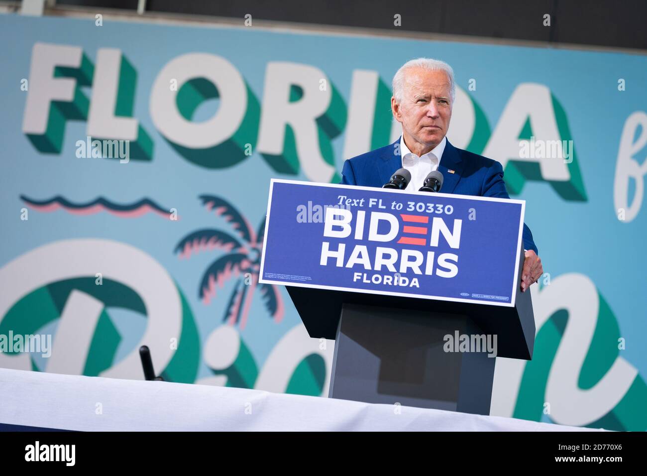 MIRAMAR, FL, USA - 13 ottobre 2020 - il candidato presidenziale americano Joe Biden al Drive-in GOTV Rally al Miramar Regional Park - Miramar, Florida, USA - Foto Stock