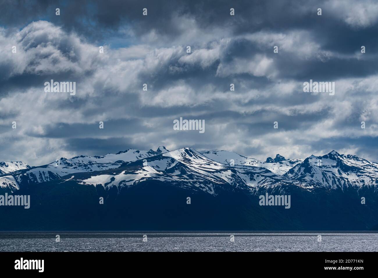 Darwin Mountain Range, Beagle Channel, Magallanes e Cilena Antartide Regione, Cile, Sud America, America Foto Stock