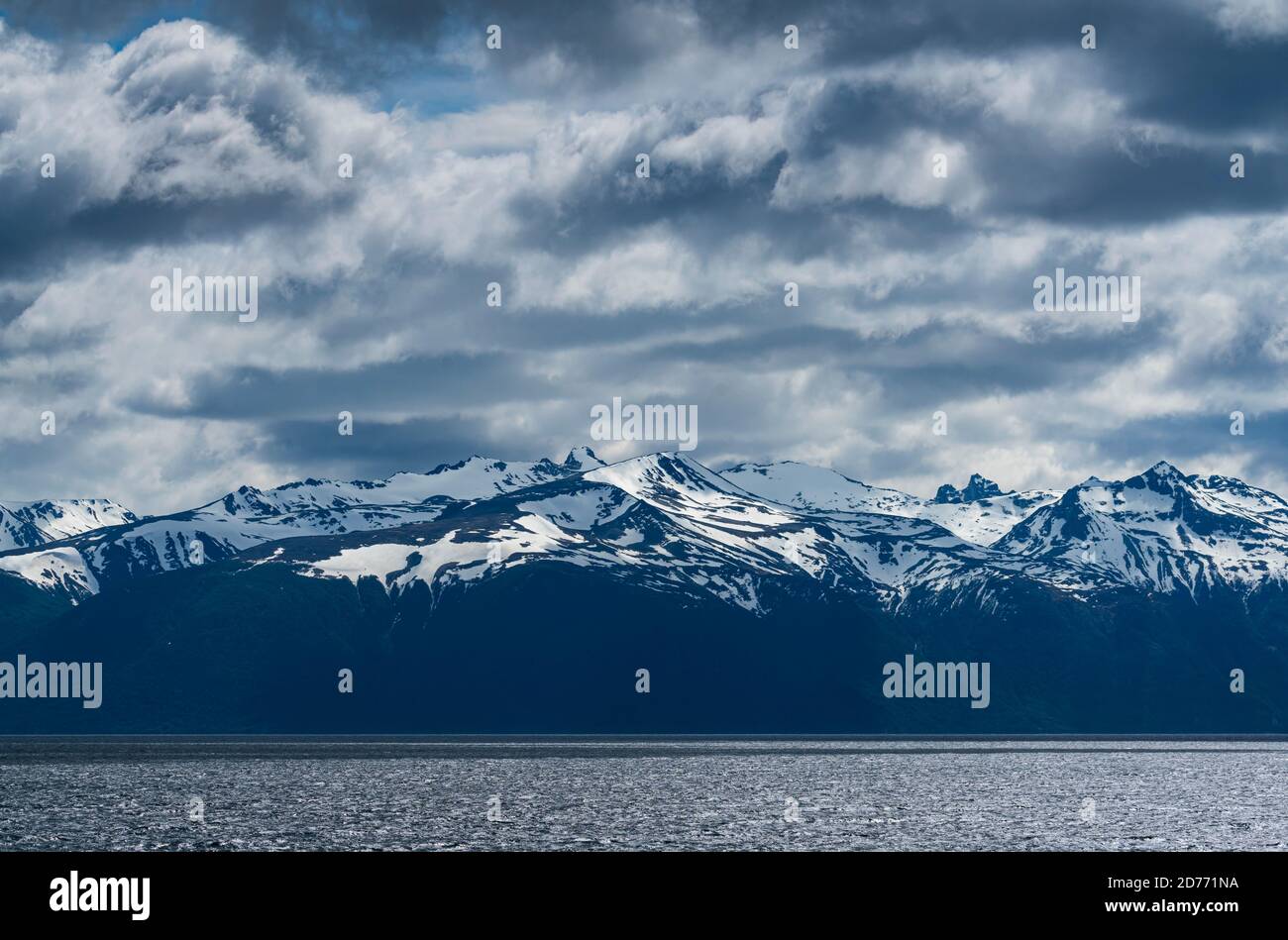 Darwin Mountain Range, Beagle Channel, Magallanes e Cilena Antartide Regione, Cile, Sud America, America Foto Stock