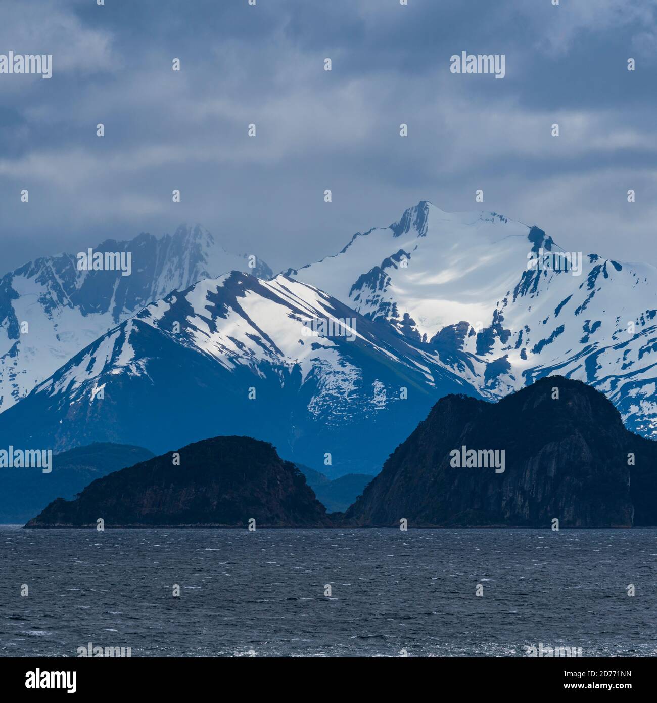 Darwin Mountain Range, Beagle Channel, Magallanes e Cilena Antartide Regione, Cile, Sud America, America Foto Stock