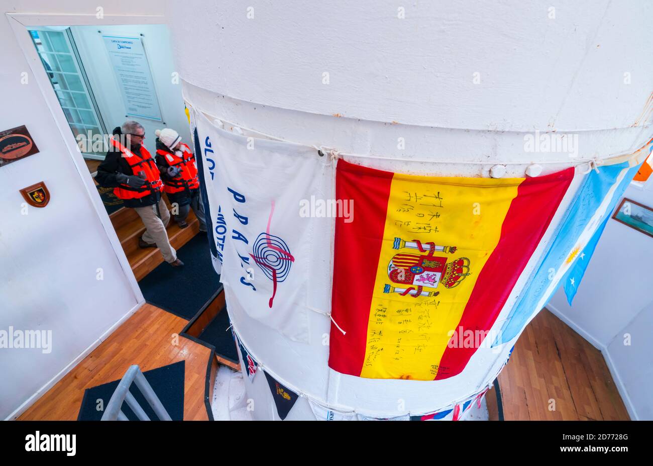 Faro di Capo Horn, Capo Horn, Parco Nazionale di Capo Horn, nave da crociera Ventus Australis, Isola di Capo Horn, Arcipelago Tierra del Fuego, Magallanes e. Foto Stock