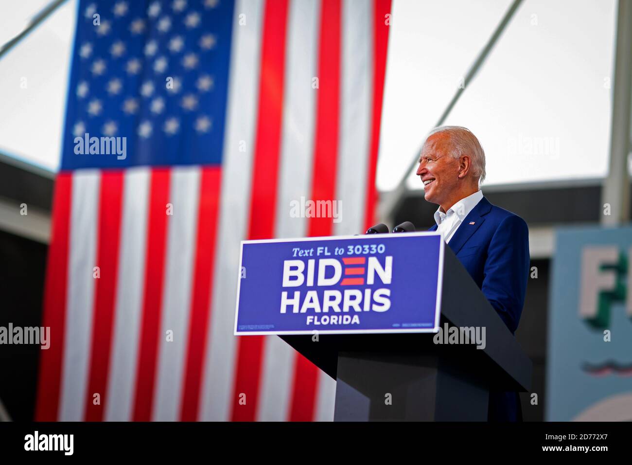 MIRAMAR, FL, USA - 13 ottobre 2020 - il candidato presidenziale americano Joe Biden al Drive-in GOTV Rally al Miramar Regional Park - Miramar, Florida, USA - Foto Stock