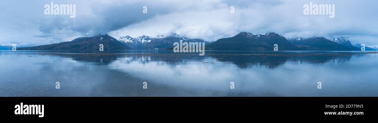 Seno de Agostini, canale di Beagle, catena montuosa di Darwin, Parco Nazionale Alberto de Agostini, Arcipelago Tierra del Fuego, Magallanes e Antar Cilena Foto Stock