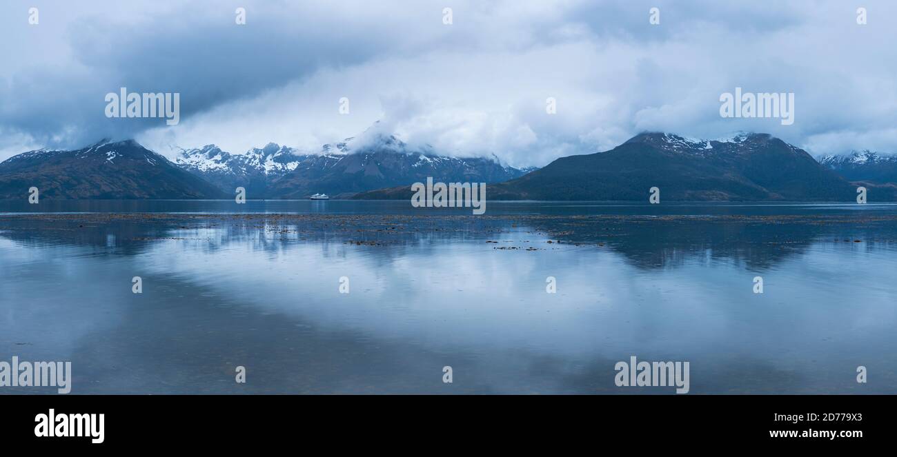 Seno de Agostini, canale di Beagle, catena montuosa di Darwin, Parco Nazionale Alberto de Agostini, Arcipelago Tierra del Fuego, Magallanes e Antar Cilena Foto Stock