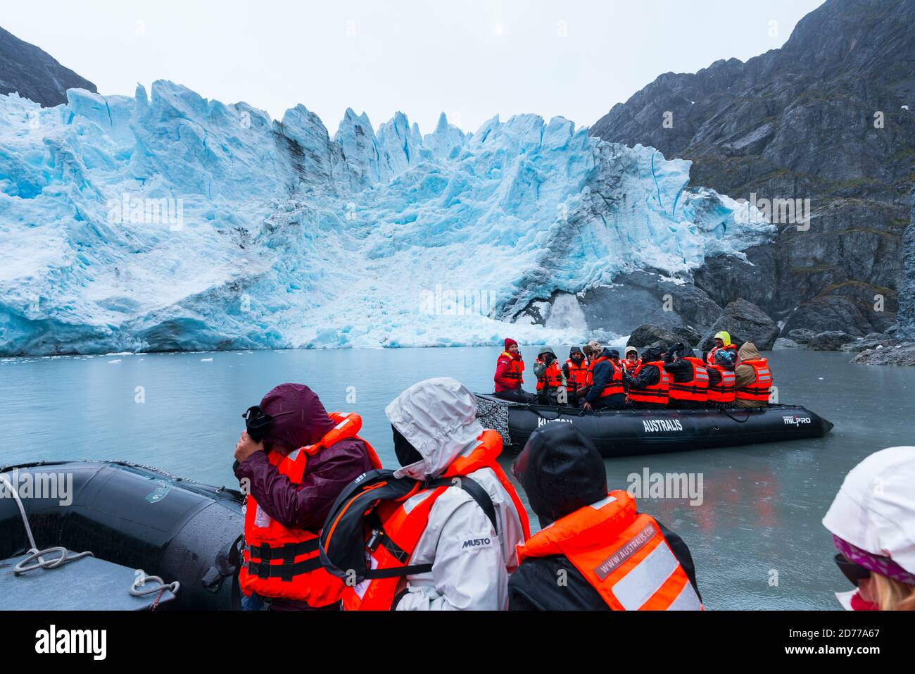 Ghiacciaio di Condor, seno de Agostini, canale di Beagle, catena montuosa di Darwin, Parco Nazionale Alberto de Agostini, Arcipelago di Tierra del Fuego, Magallanes A. Foto Stock