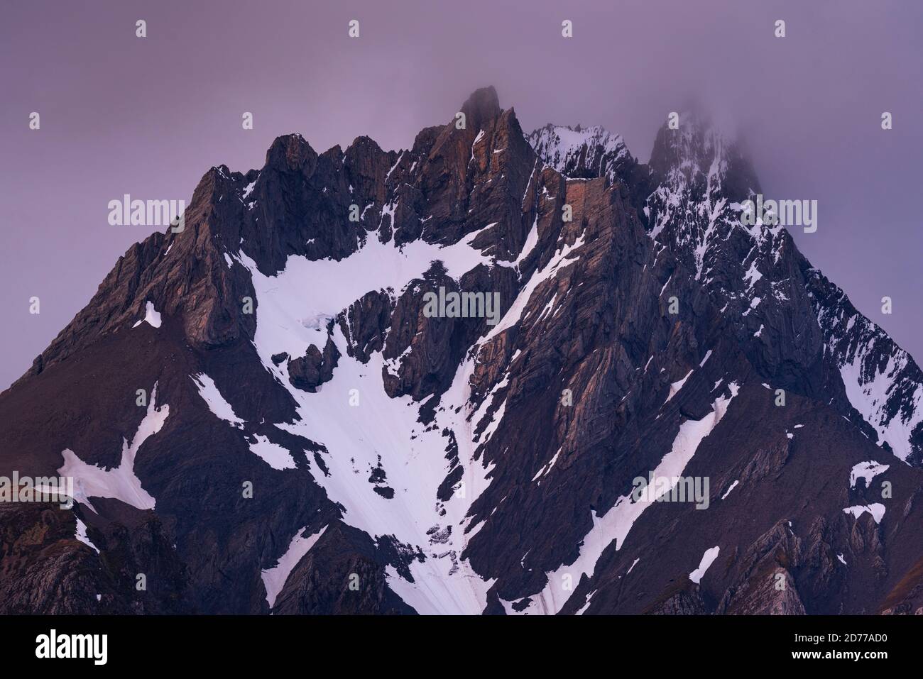 Canale di Beagle, catena montuosa di Darwin, Parco Nazionale Alberto de Agostini, Arcipelago di Tierra del Fuego, Magallanes e Regione dell'Antartide Cilena, Chil Foto Stock
