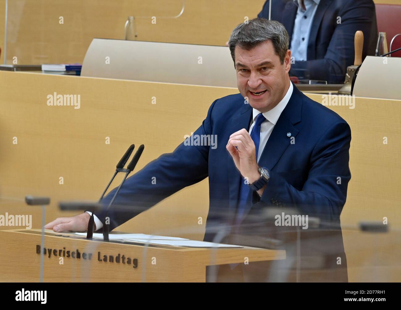 Monaco, Germania. 21 Ott 2020. Markus Söder (CSU), Ministro Presidente della Baviera, fa la sua dichiarazione di governo durante la sessione del parlamento bavarese. Credit: Peter Kneffel/dpa/Alamy Live News Foto Stock