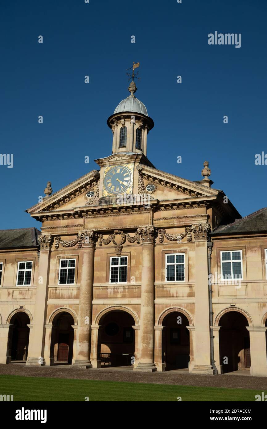 Cappella e la corte anteriore di Emmanuel College Cambridge Inghilterra Foto Stock