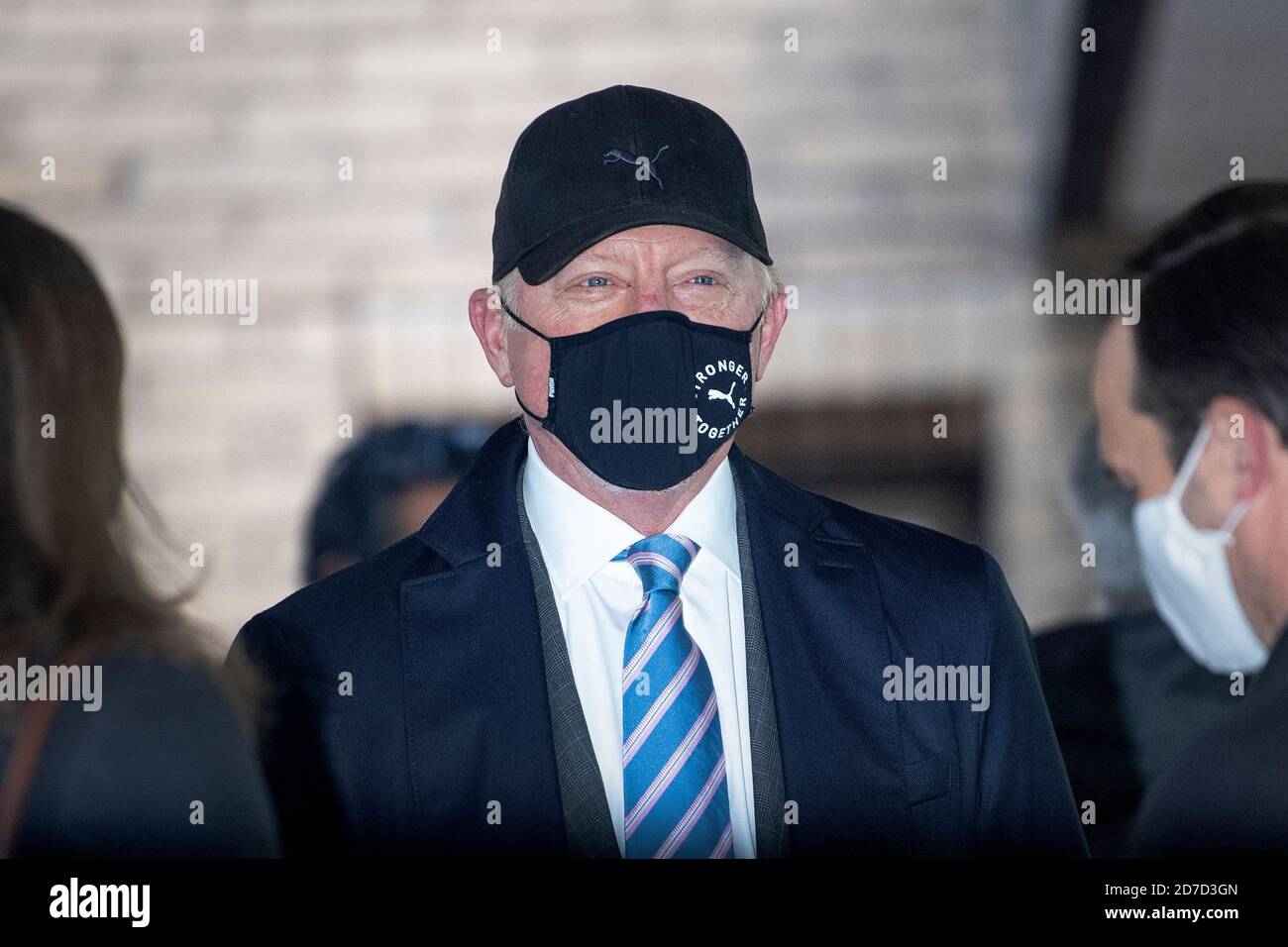 L'ex tennista tedesco Boris Becker arriva al Southwark Crown Court di Londra dove viene perseguito dal Servizio di insolvenza per non aver rispettato gli obblighi di divulgazione delle informazioni dopo essere stato dichiarato in fallimento. Foto Stock