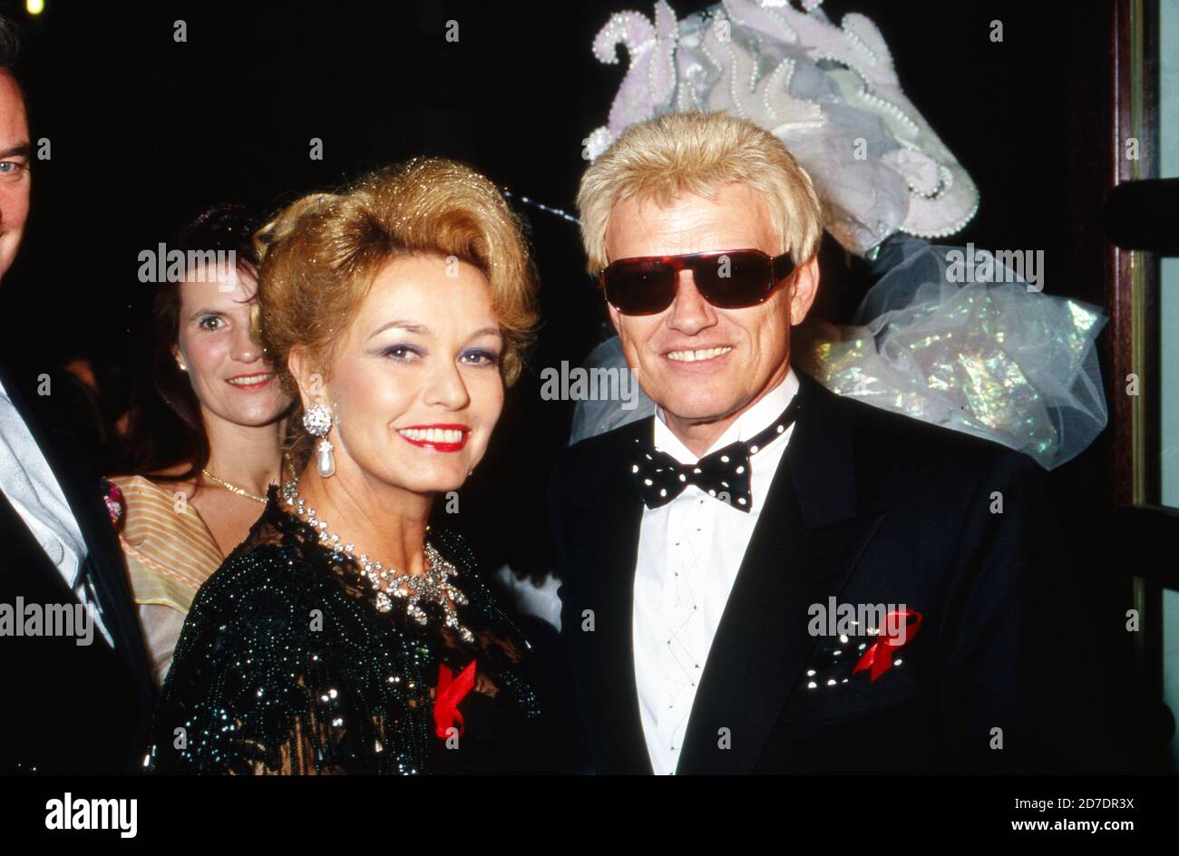 Sänger Heino mit Ehefrau Hannelore beim Frankfurter Opernball, Deutschland 1994. Foto Stock