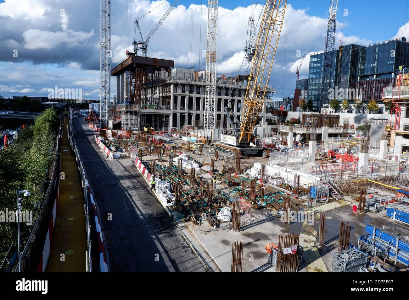 Londra, Inghilterra – Ottobre 2020 : cantiere di East Bank/ Stratford Waterfront, Queen Elizabeth Olympic Park Foto Stock