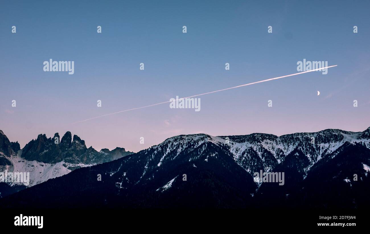 Paesaggio alpino sul Gruppo Odle Geisler nelle Dolomiti Foto Stock