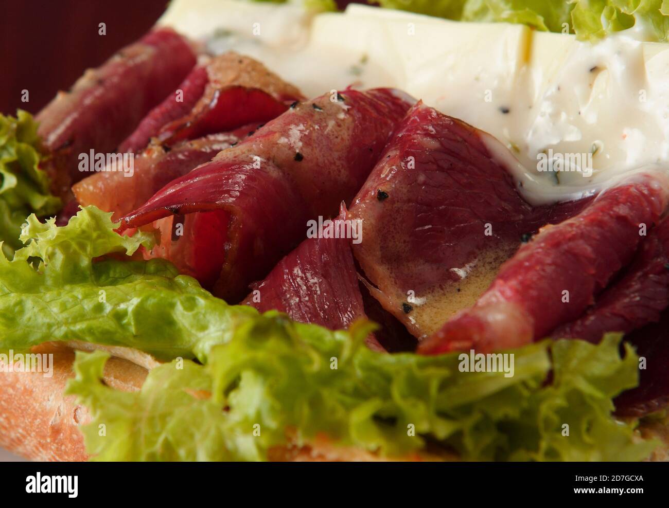 deliziosa pancetta con verdure fresche. Foto Stock