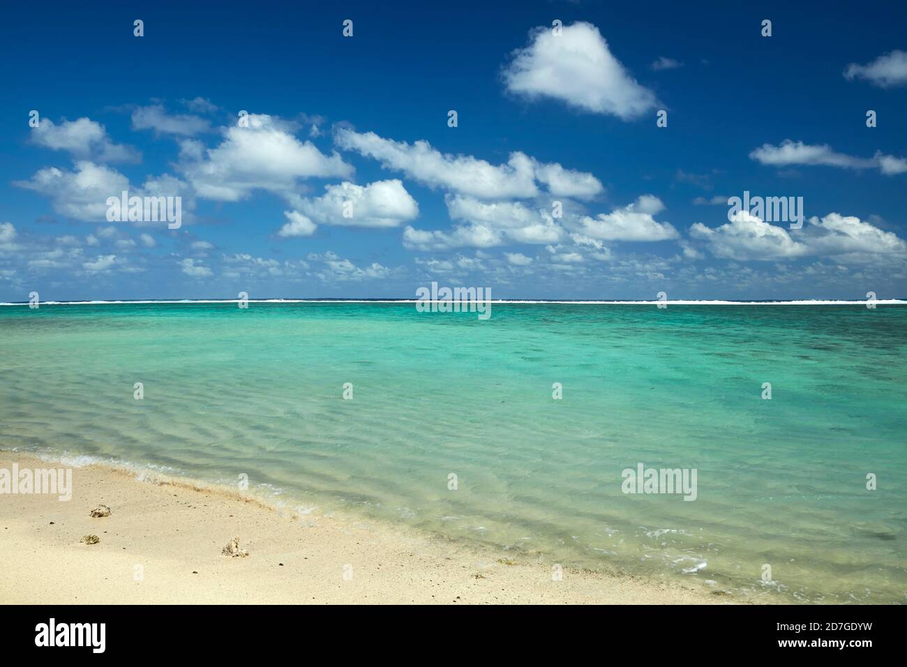 Spiaggia e Oceano Pacifico, Rarotonga, Isole Cook, Sud Pacifico Foto Stock