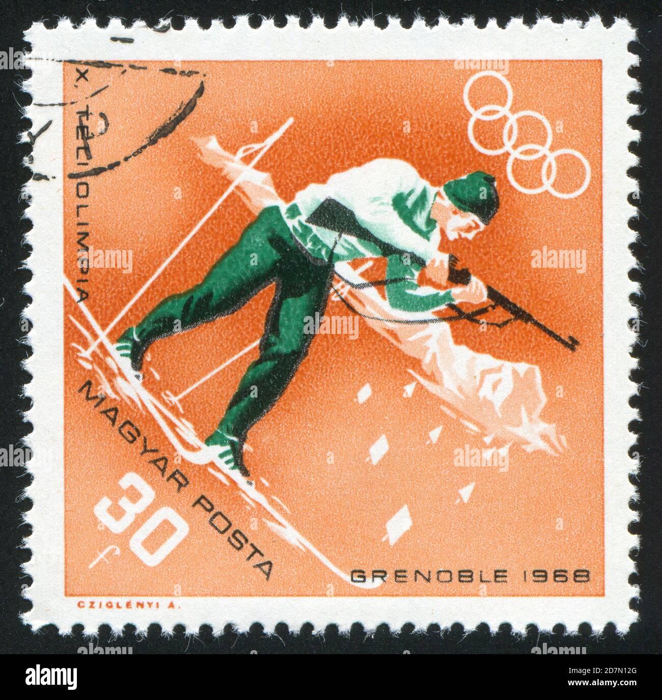 UNGHERIA - CIRCA 1968: Francobollo stampato dall'Ungheria, mostra sportivo biathlon, circa 1968 Foto Stock