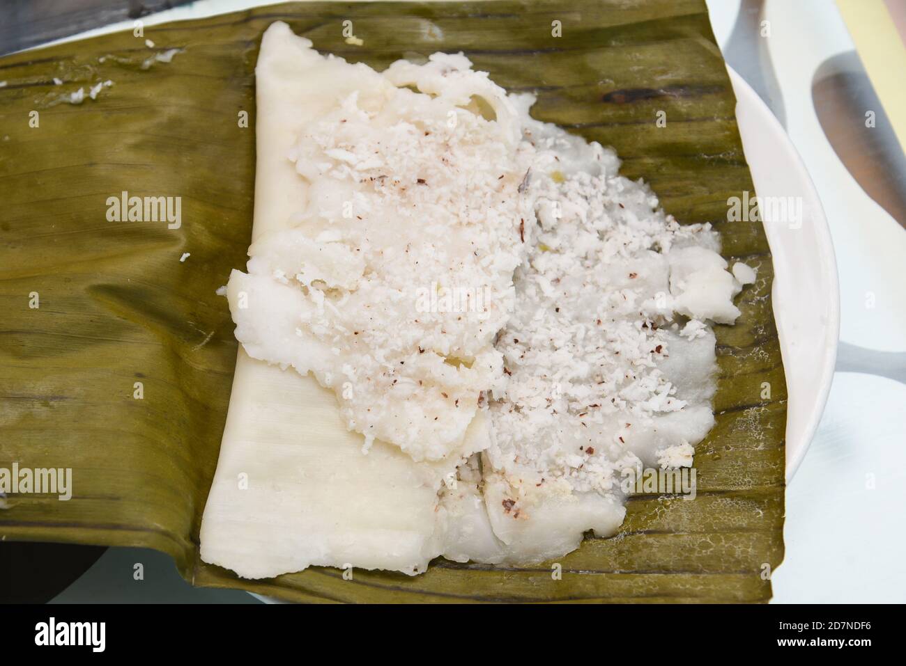 spuntini del tempo del tè del Kerala ada, spuntini infornati per il festival di Onam. Spuntini tradizionali del Kerala fatti in casa. Foto Stock