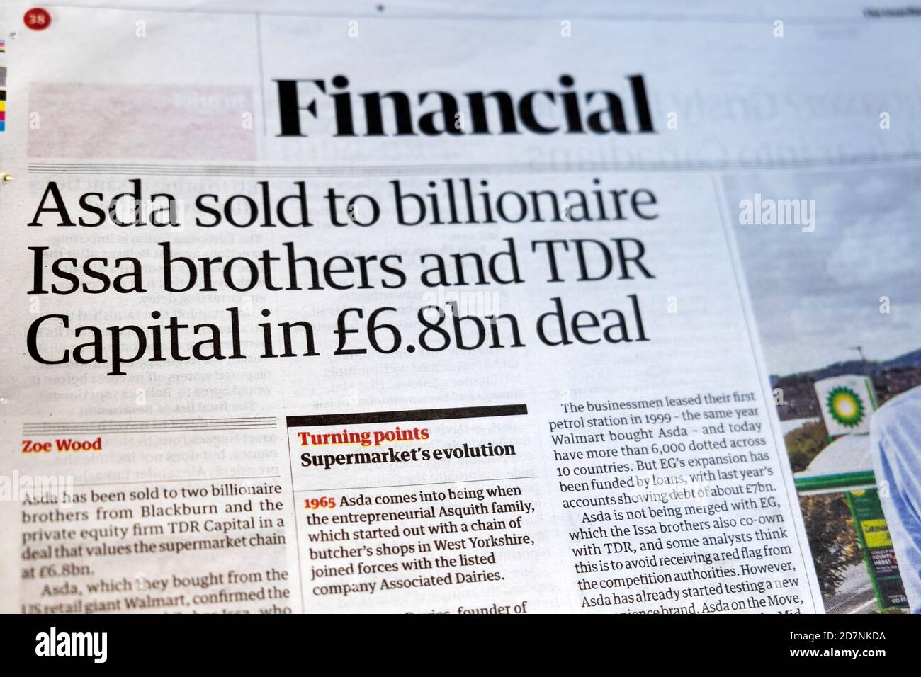 'Asda vendette ai fratelli miliardari Issa e TDR Capital in £6,8 miliardi di offerta" Foto Stock