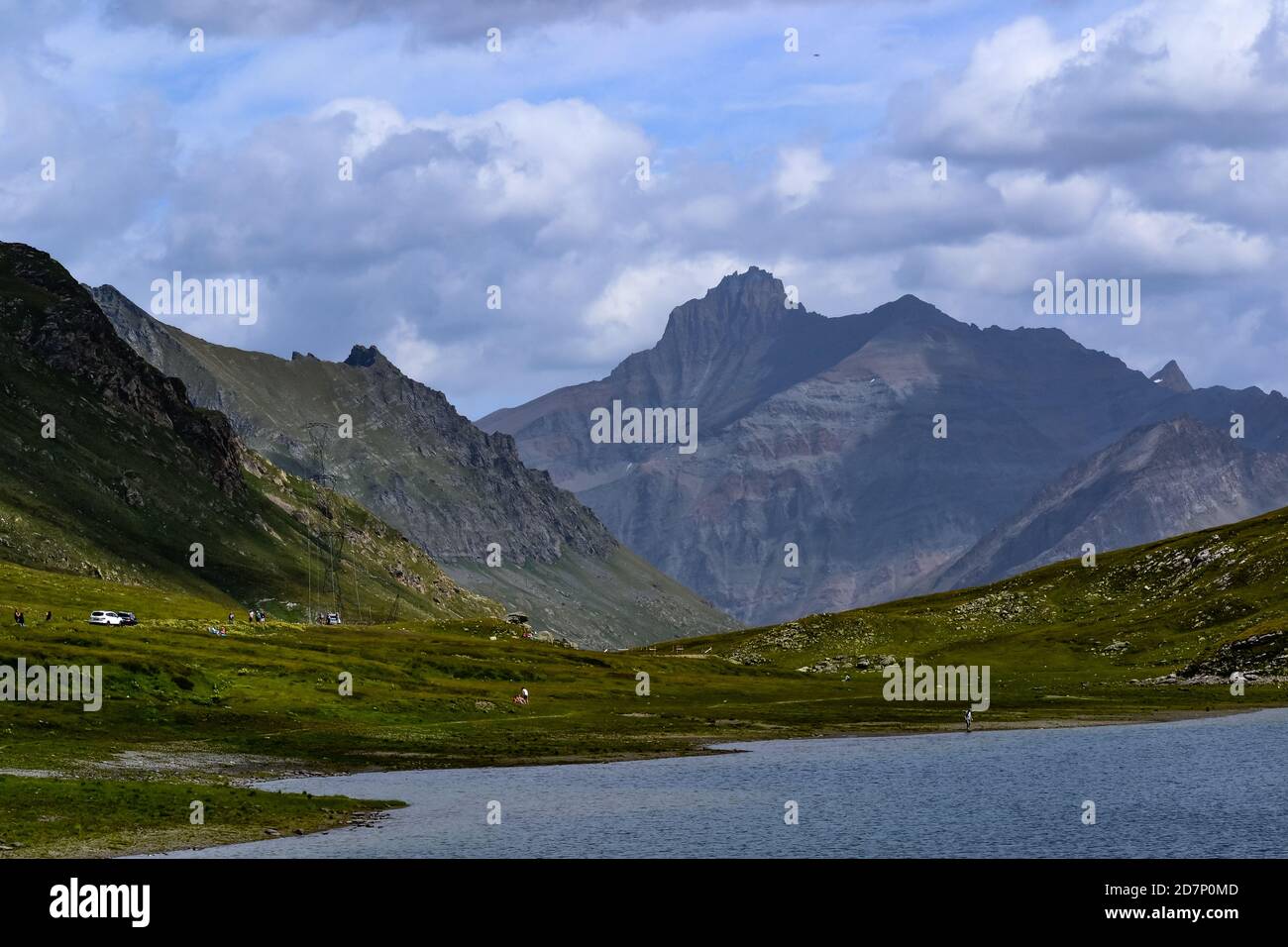 Colle del Nivolet è un passo alpino delle Alpi Graiane, tra la Valle dell'Orco e la Valsavarenche, all'interno del Parco Nazionale del Gran Paradiso. Foto Stock