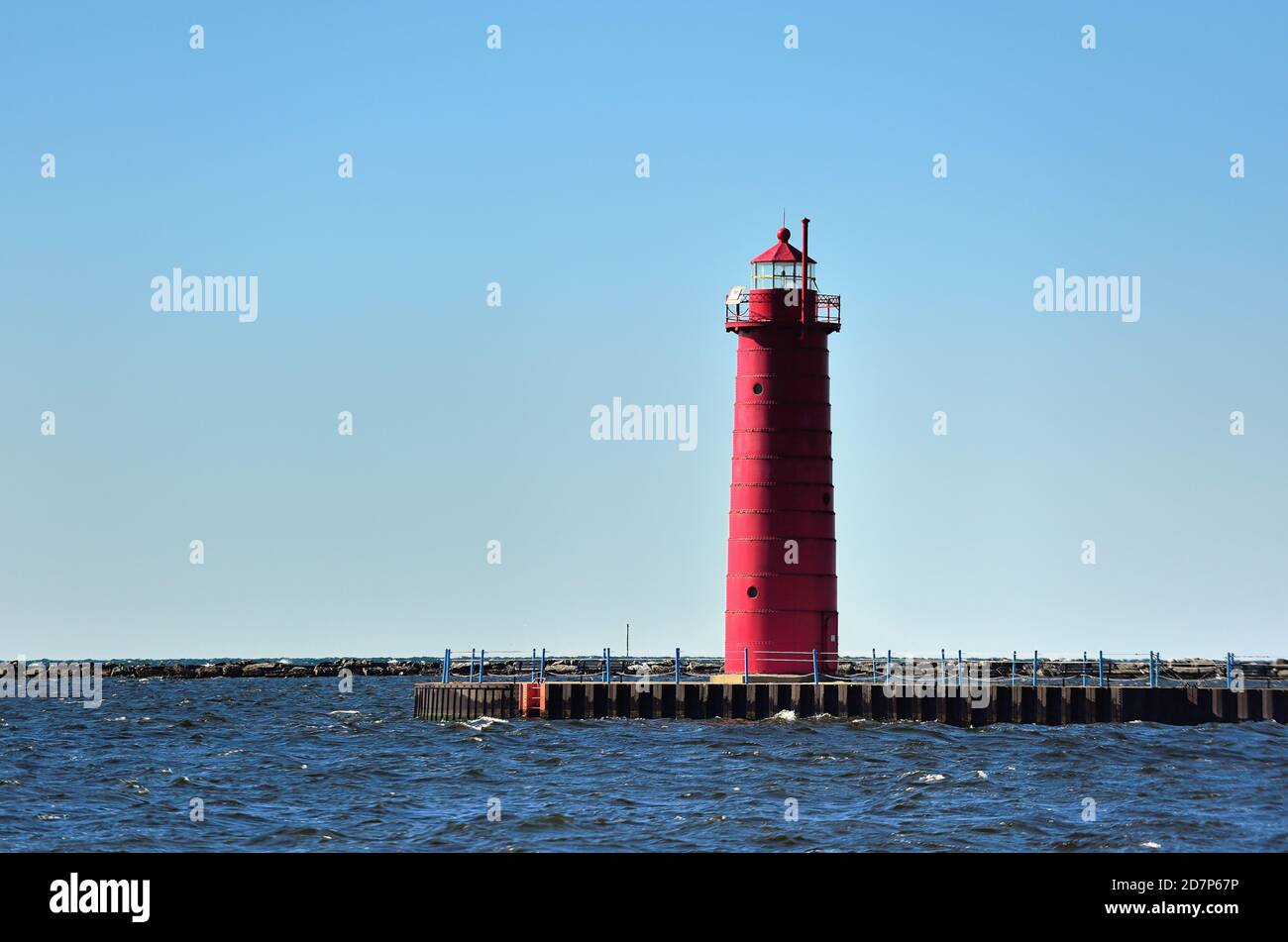 Muskegon, Michigan, Stati Uniti. Il Muskegon Pier Light o il Muskegon South Pier Light è un faro attivo sul lago Michigan. Foto Stock