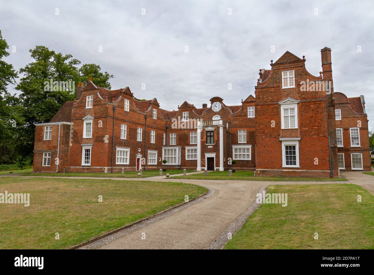 Christchurch Mansion, una casa in mattoni di Tudor costruita da Edmund Withypoll (c.1548-50) a Christchurch Park, Ipswich, Regno Unito. Foto Stock