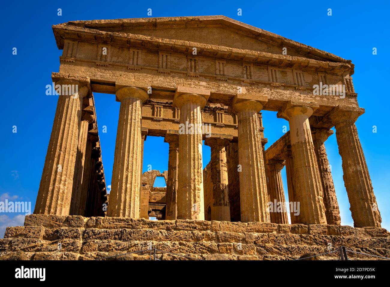 Tempio della Concordia nella Valle dei Templi. Agrigento, Sicilia, Italia Foto Stock