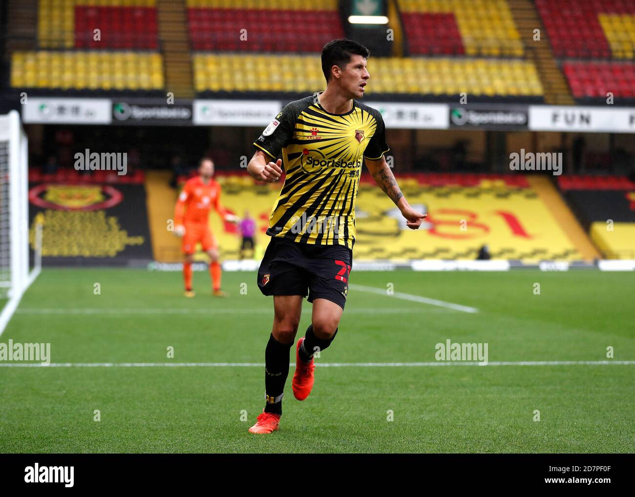 Vicarage Road, Watford, Hertfordshire, Regno Unito. 24 Ott 2020. Campionato di calcio inglese della Lega di calcio, Watford contro AFC Bournemouth; Stipe Perica di Watford Credit: Action Plus Sports/Alamy Live News Foto Stock