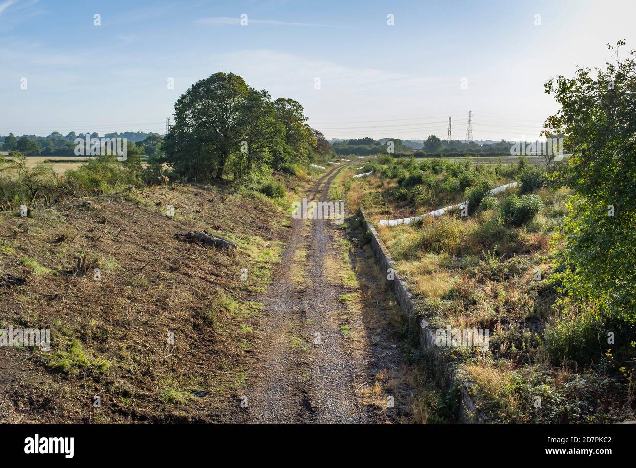Eliminazione della vegetazione a Verney Junction lungo il percorso della nuova linea ferroviaria East West Rail tra Oxford e Bedford. Foto Stock