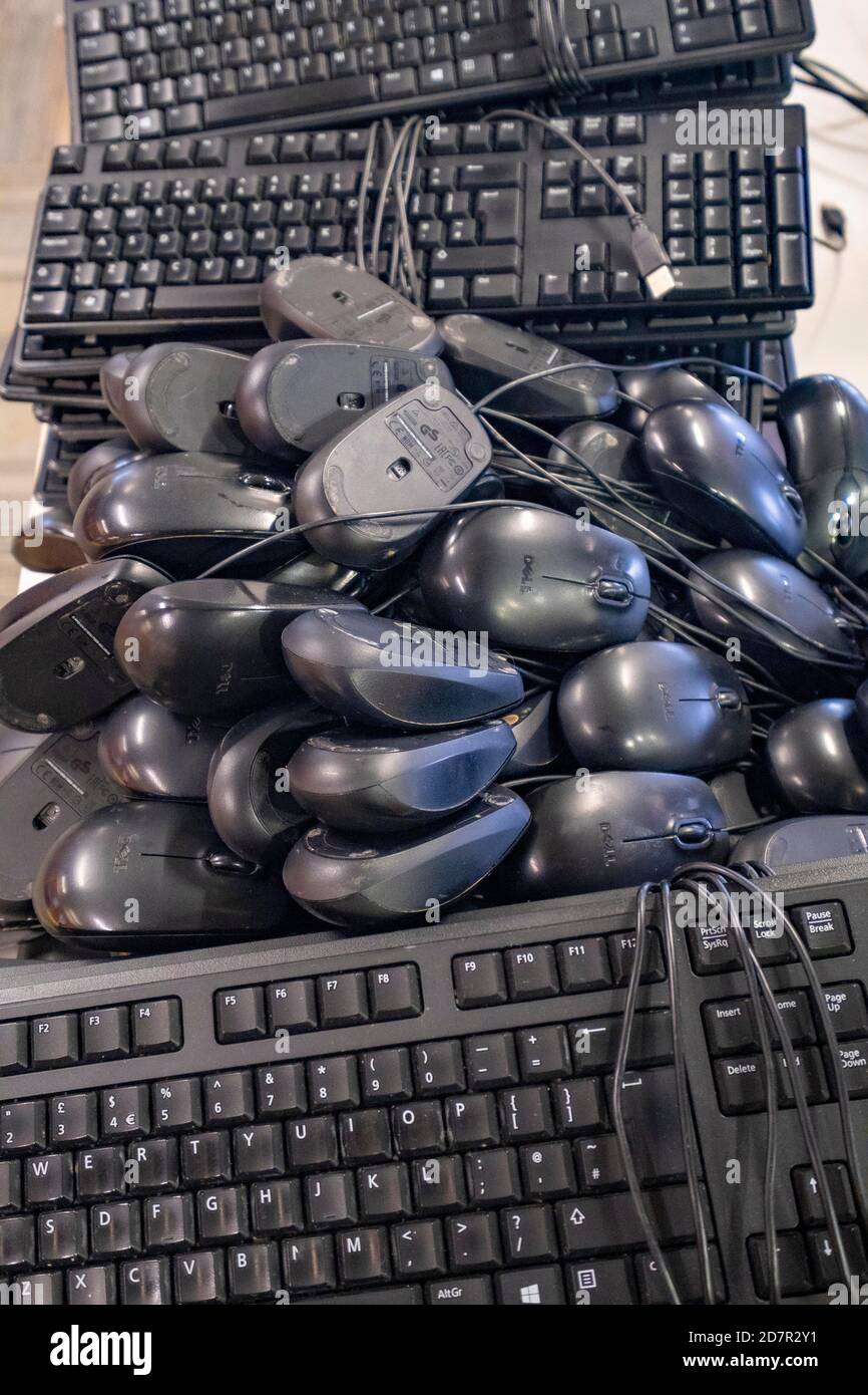 Tastiere e mouse per computer utilizzati Foto Stock