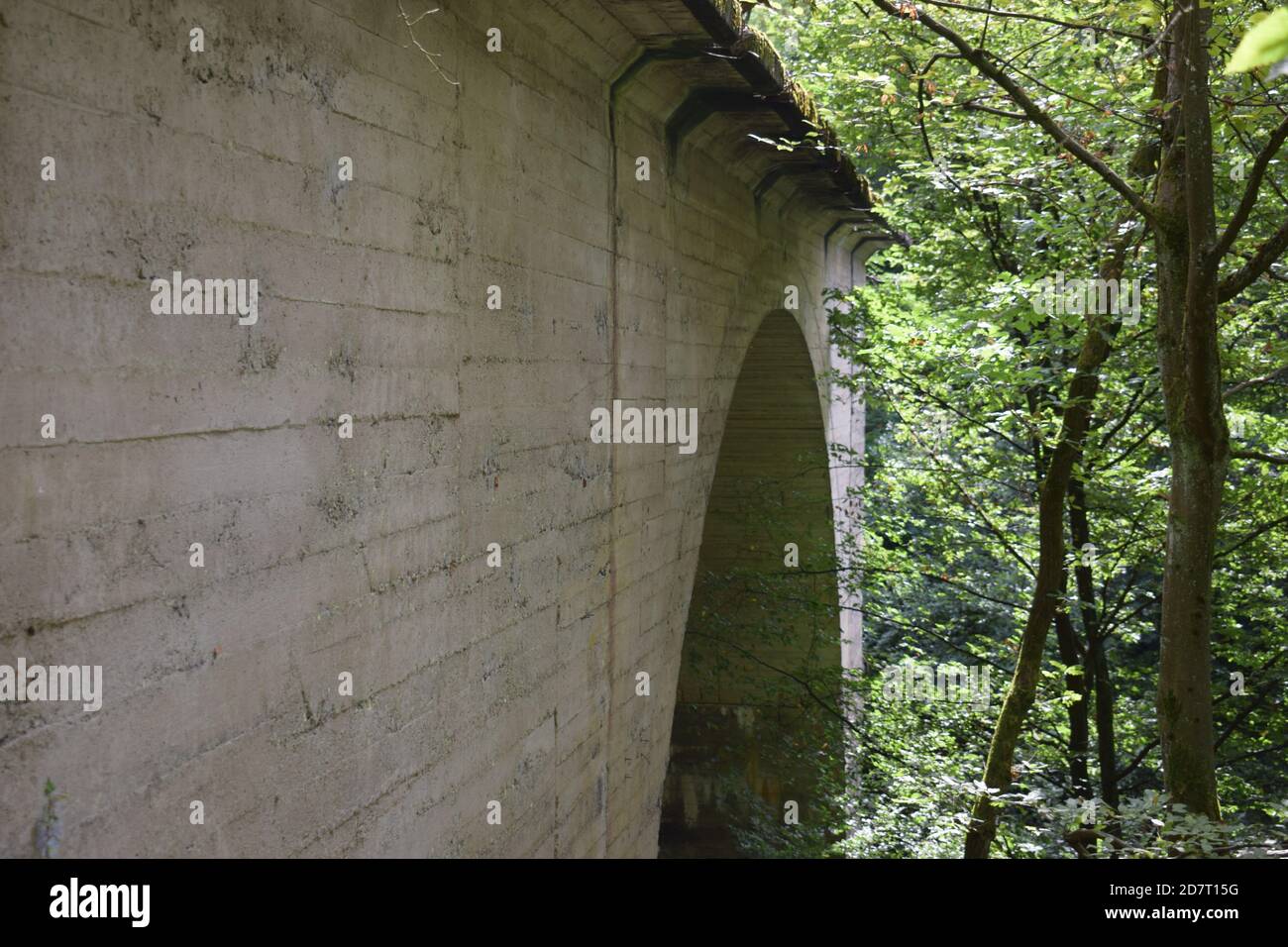Vecchio ponte rotto in Germania Foto Stock