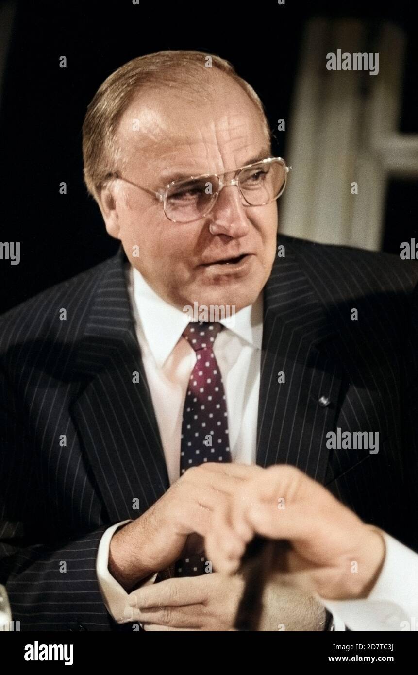 Helmut Kohl, deutscher Bundeskanzler, ad Amburgo, Deutschland um 1984. Il cancelliere tedesco Helmut Kohl, a Amburgo, Germania intorno al 1984. Foto Stock