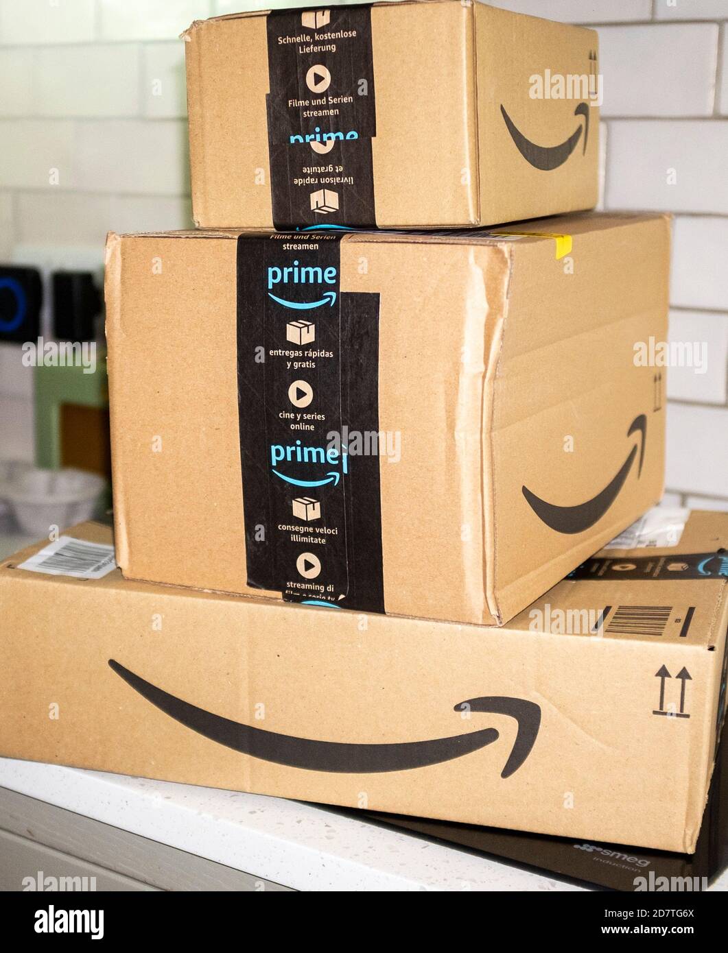 Amazon prime online shopping home consegna pacchetti Foto Stock