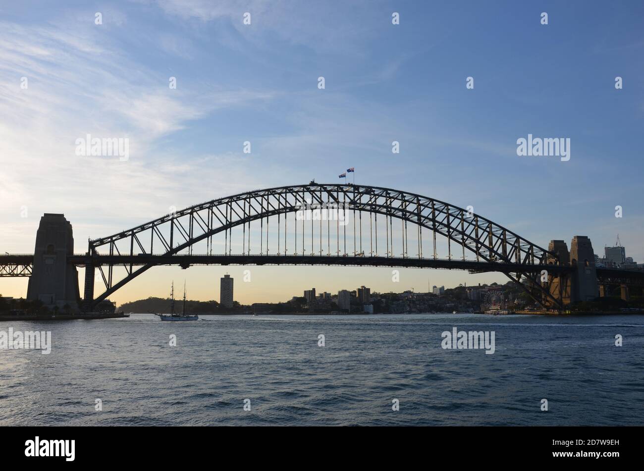 Sydney Harbour Bridge, visto dall'Opera House, Sydney, NSW Foto Stock