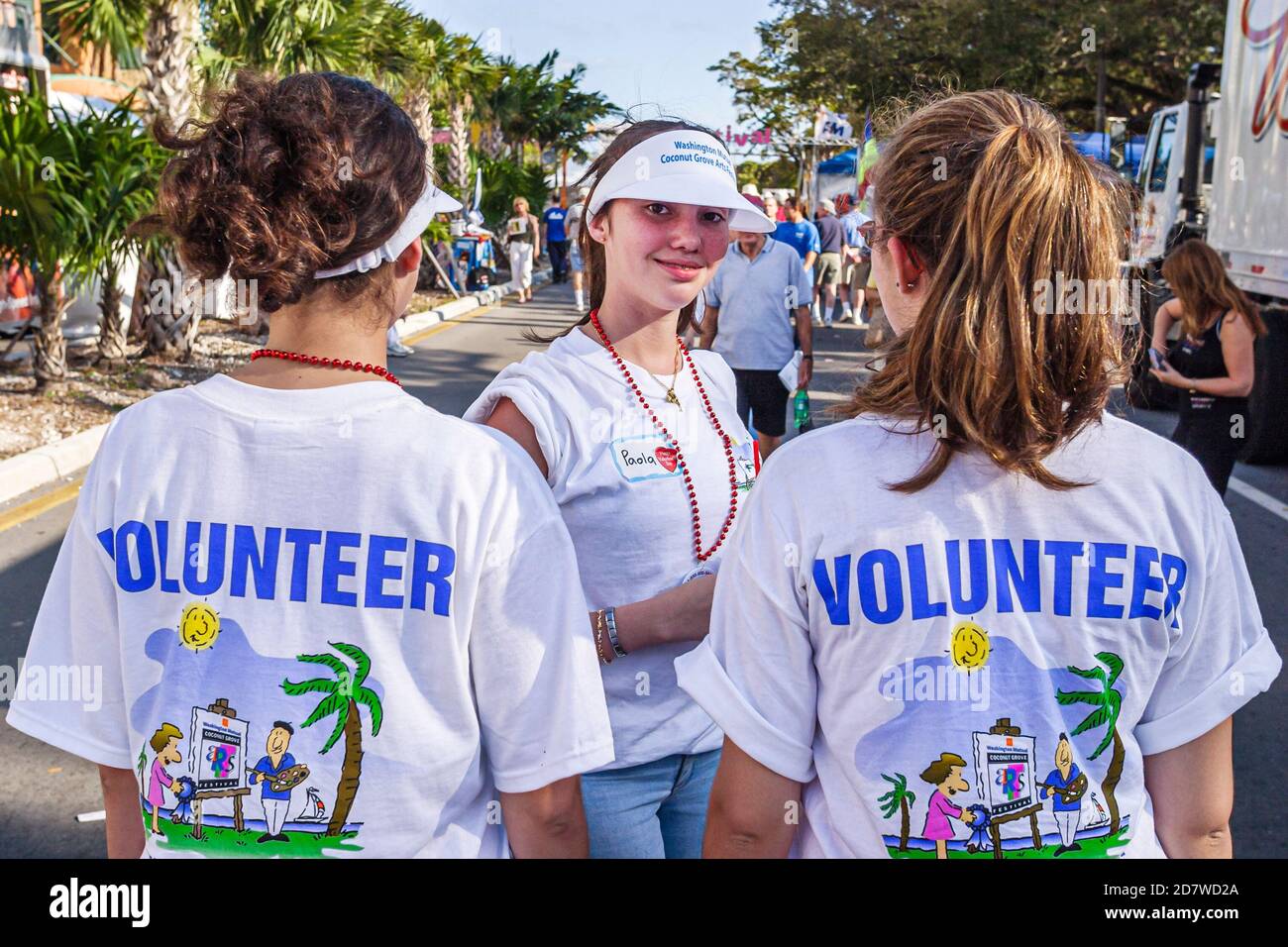 Miami Florida,Coconut Grove Arts Festival,studenti volontari volontari volontari volontari volontari lavoratori del lavoro,adolescenti adolescenti ragazze ragazza, Foto Stock