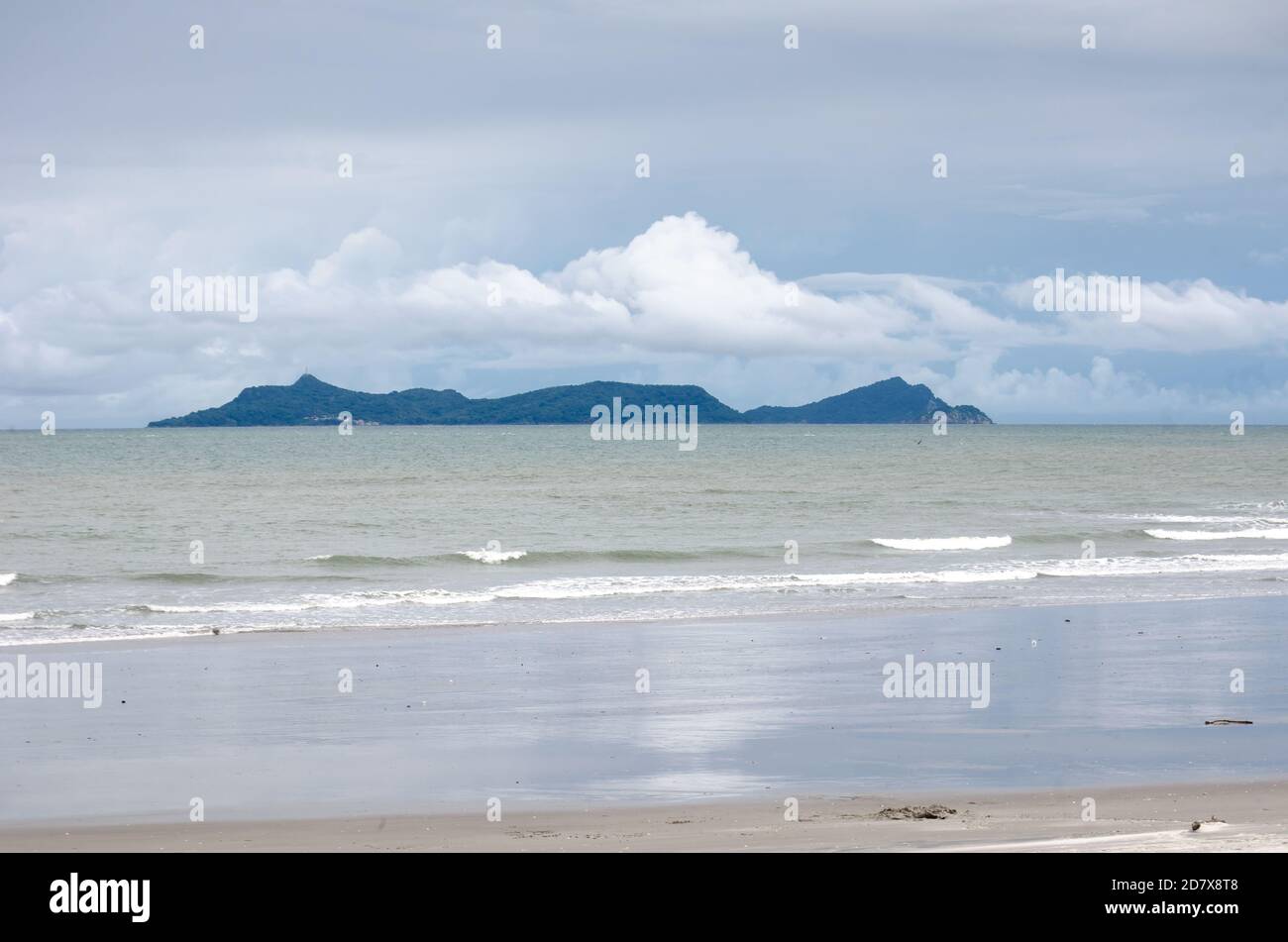 Punta Chame Beach si trova su una sottile penisola nel Golfo di Panama Foto Stock