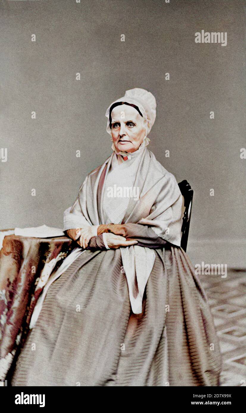 1875 c., Philadelphia , USA : l'americano Quaker , abolizionista , attivista per i diritti delle donne e riformatore sociale LUCRETIA MOTT ( BORN COFFIN , 1793 - 1880 ). Foto di Frederick Gutekunst ( 1831 - 1917 ), Philadelphia . DIGITALMENTE COLORATO .- USA - ritratto - ritratto - RIFORMISTA - riformismo sociale - FEMMINISTA - suffragisti - SUFFRAGETTA - movimento ANTISLAVICO - SUFFRAGISMO - VOTO POLITICO ALLE DONNE - FEMMINISTA - ABOLISIONISMO - ABOLIZIONISMO - havischat - haviscusmo - HAVISCHAMO - havissimo - havischo - havischao - havissimo - havishat - HAVIUSTRO - havissio - havifacolo - havissio - HAVI - donna anziana - donna anziana vecchia - firma - abete Foto Stock