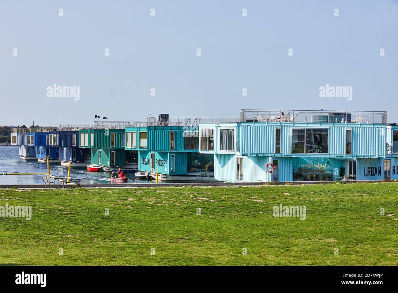 Urban Rigger, alloggi per studenti su costruzioni galleggianti, progettato  da BIG/Bjarke Ingels Group (2016-18); Refshaleøen, Copenhagen, Danimarca  Foto stock - Alamy