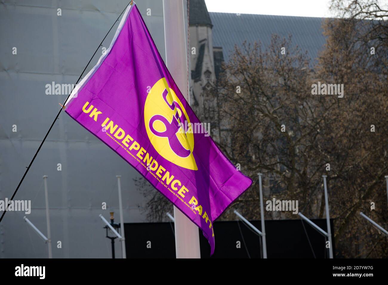 Londra, Regno Unito, 29 marzo 2019:- manifestanti Pro Brexit fuori dal Parlamento britannico il giorno in cui il Regno Unito avrebbe dovuto lasciare l’Unione europea f Foto Stock