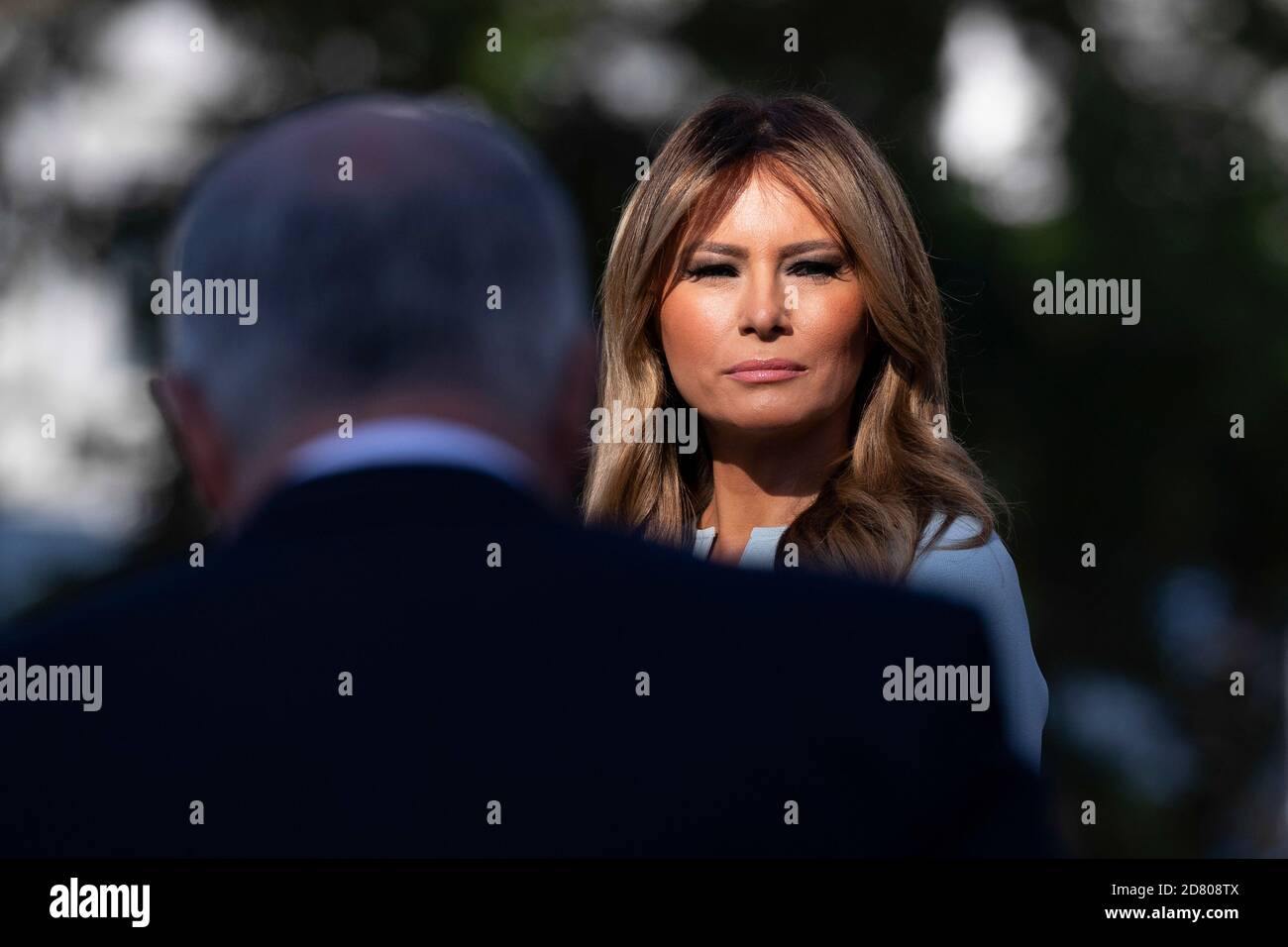 La First Lady Melania Trump guarda durante la visita di stato del primo ministro australiano Scott Morrison e di sua moglie Jenny come la conduzione di una visita ufficiale di stato alla Casa Bianca il 9 settembre 2019 a Washington, D.C. Credit: Alex Edelman/The Photo Access Foto Stock